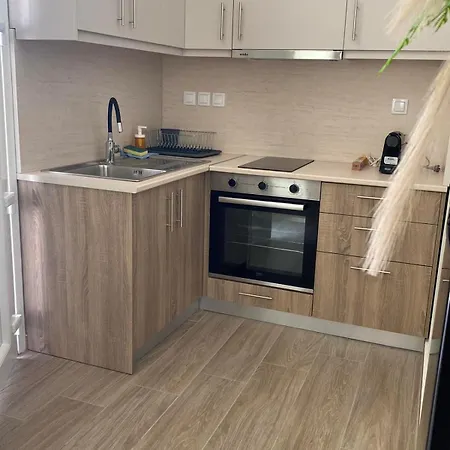 Athina's Appartement Ofrínion