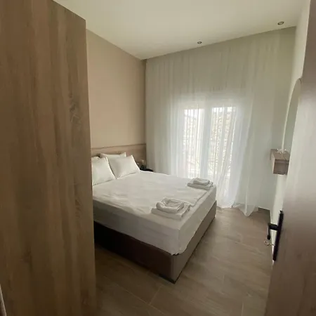 Athina's Apartman Ofrínio